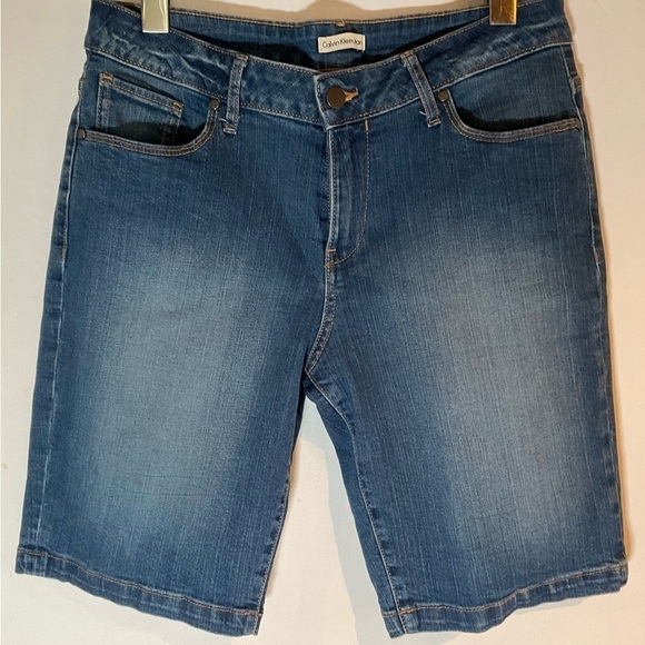 Calvin Klein Shorts Denim Jean Size 28 Bermuda Length - Picture 2 of 7